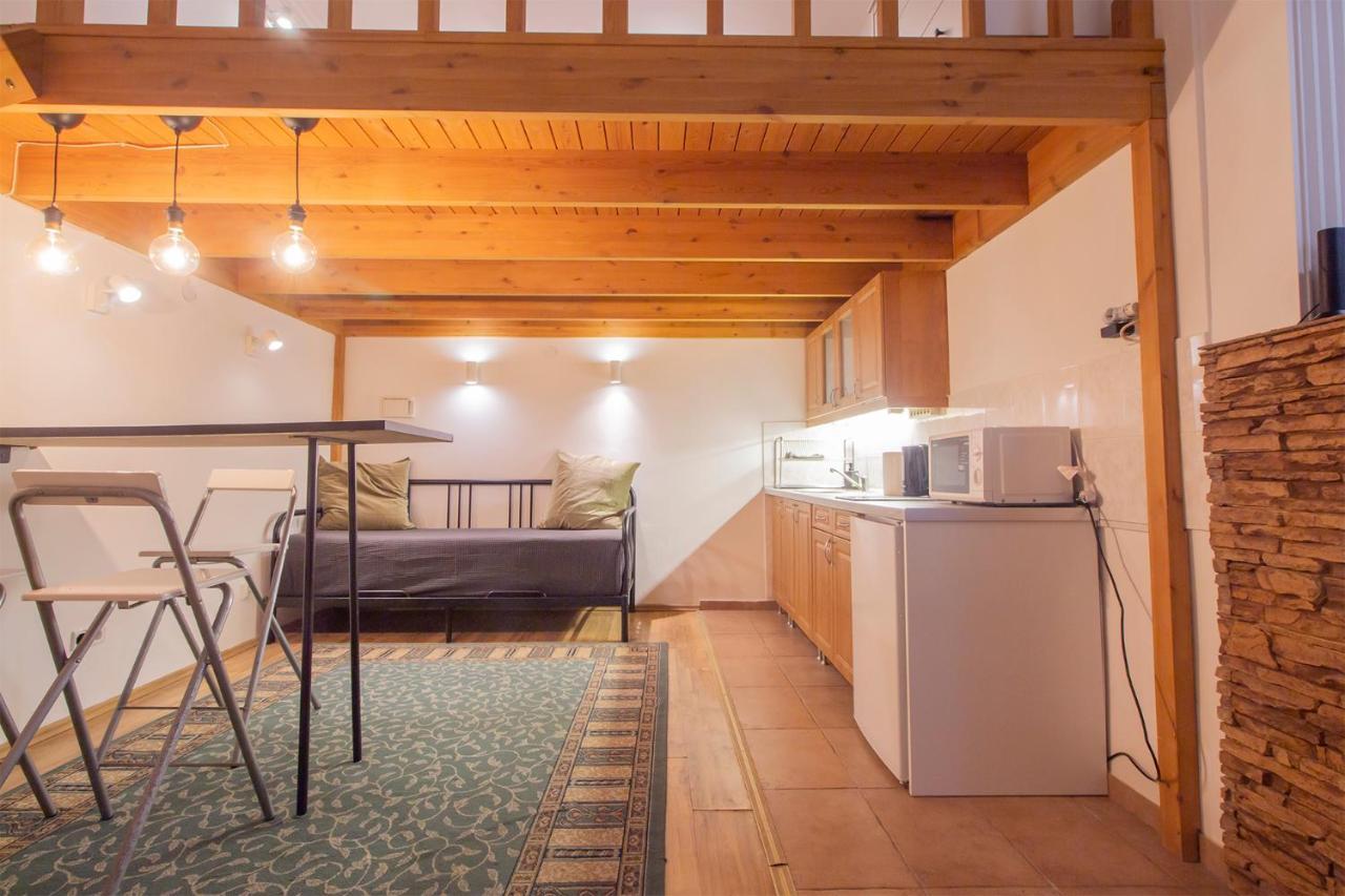 Weiner Cozy Apartment Budapest Esterno foto